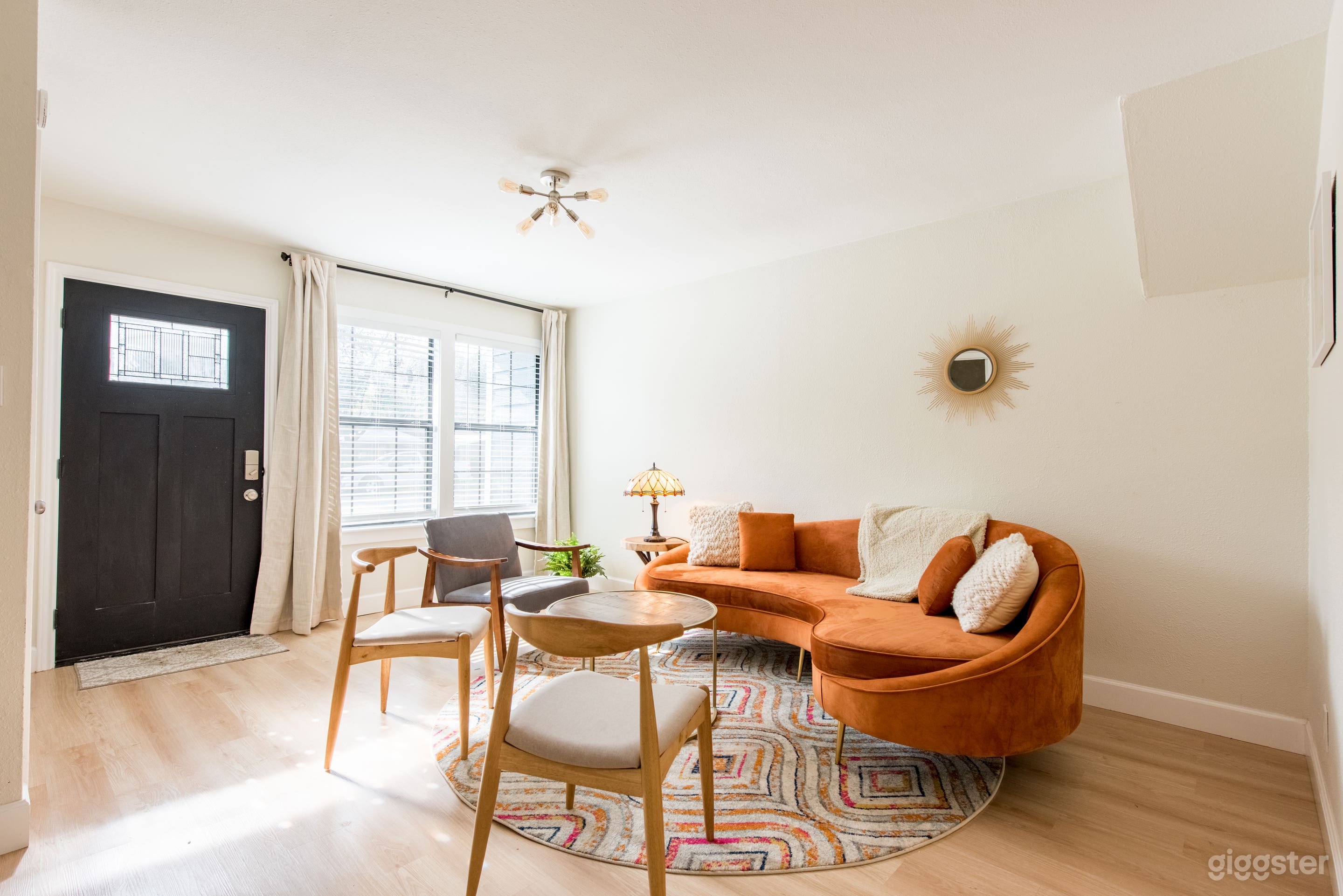 Stylish, Cozy Home in East Austin! Photo 4