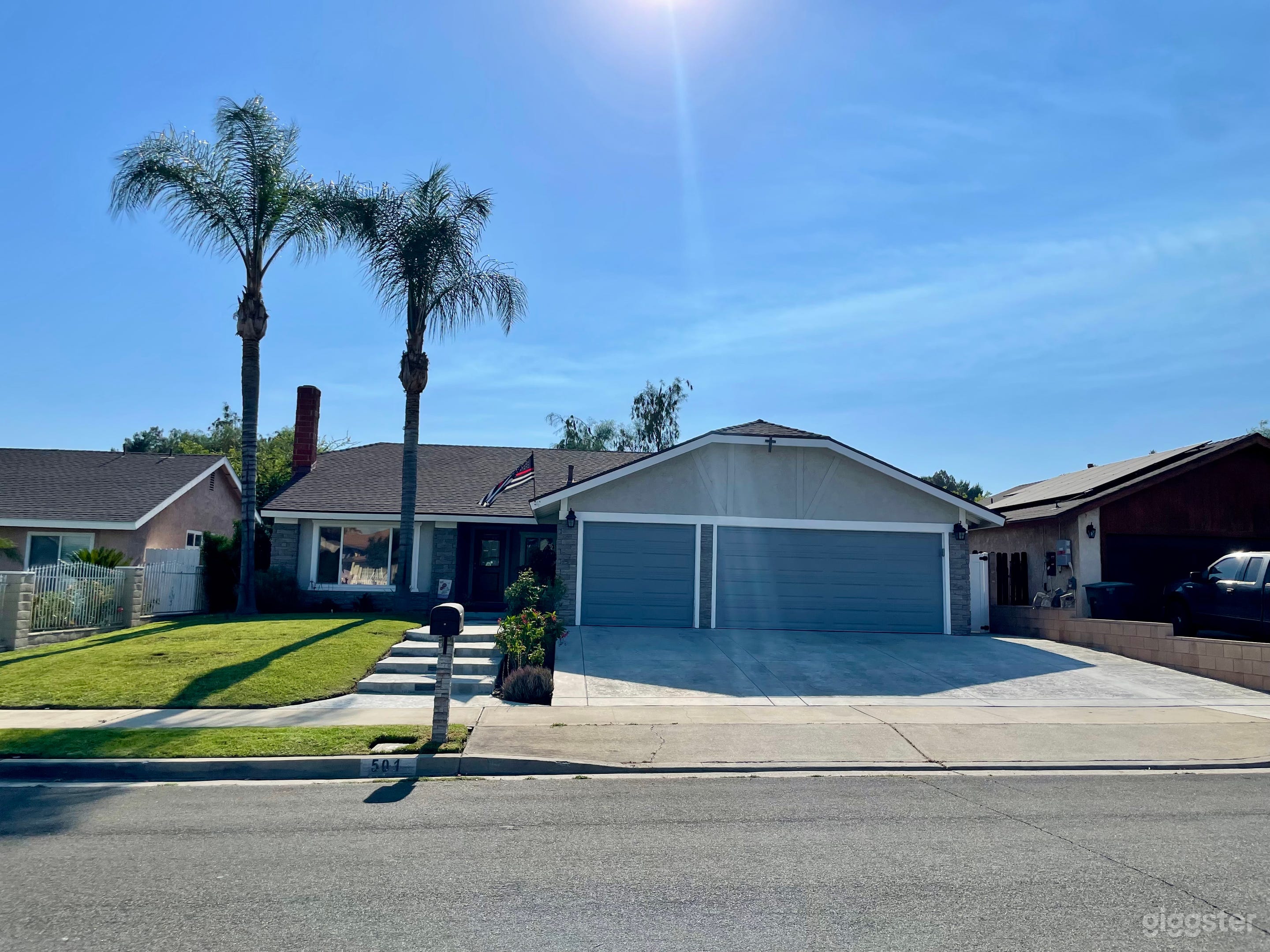 Single family Cul-De-Sac home!  Photo 2