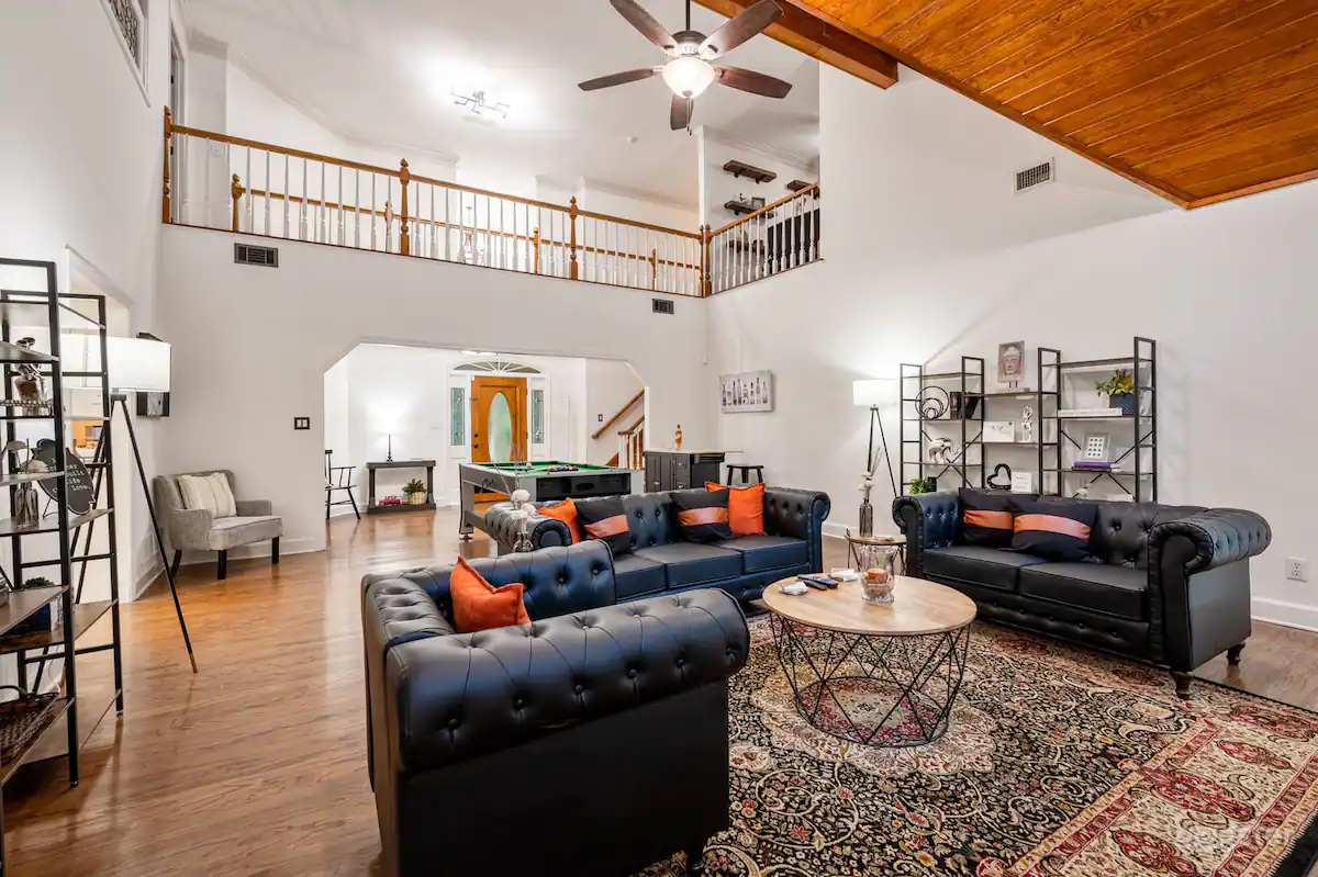 Charming Outdoor Event &amp; Media Venue at Param Farm Photo 1