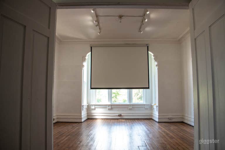  Quirky Victorian Art Gallery House 