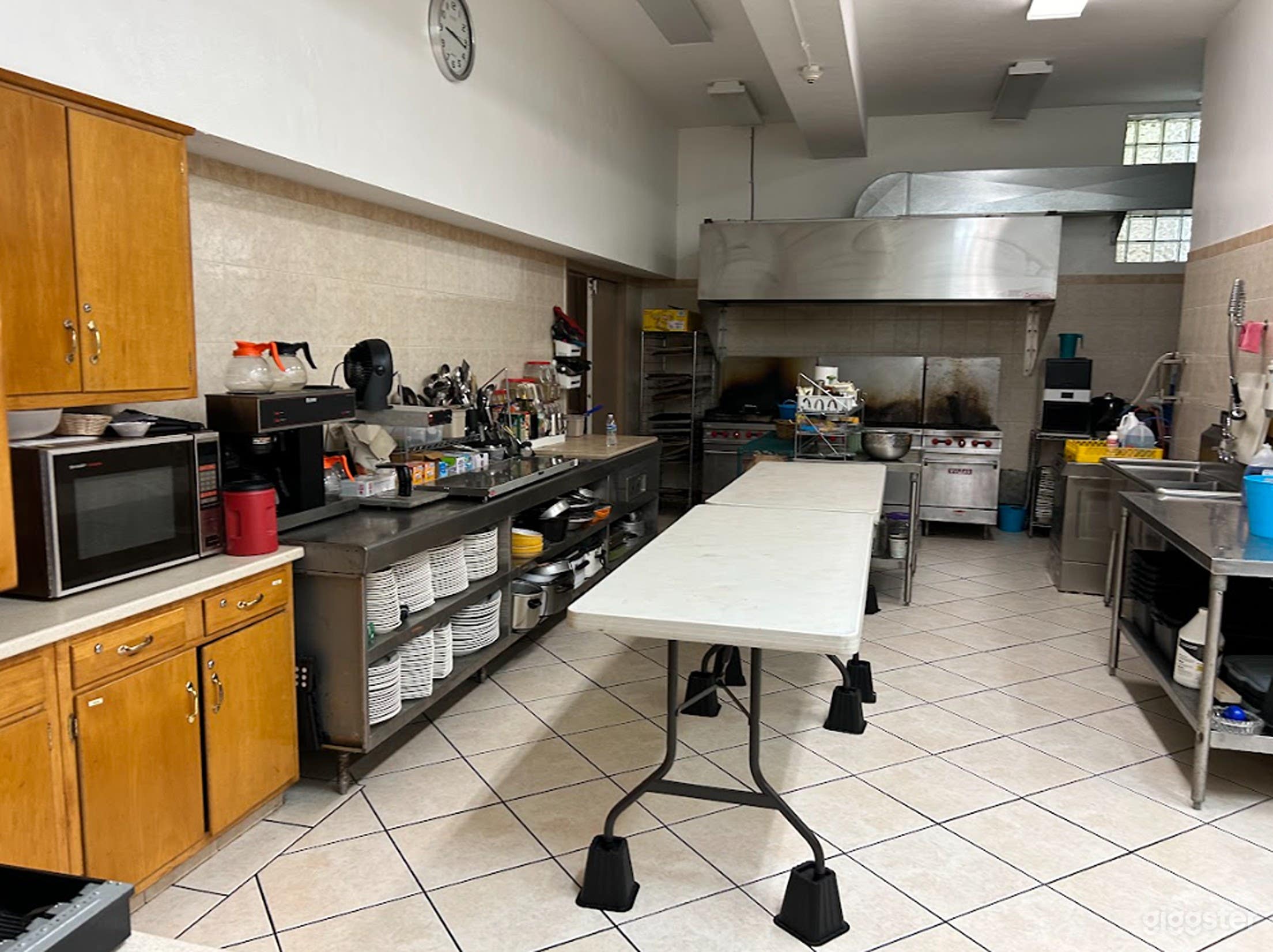Fully Equipped Commercial Kitchen for Rent Photo 1
