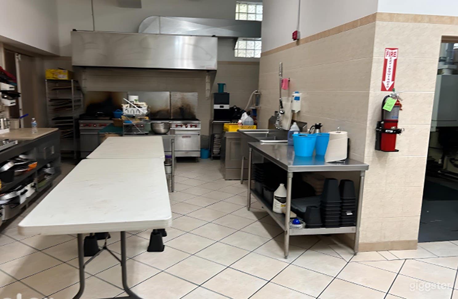 Fully Equipped Commercial Kitchen for Rent Photo 3