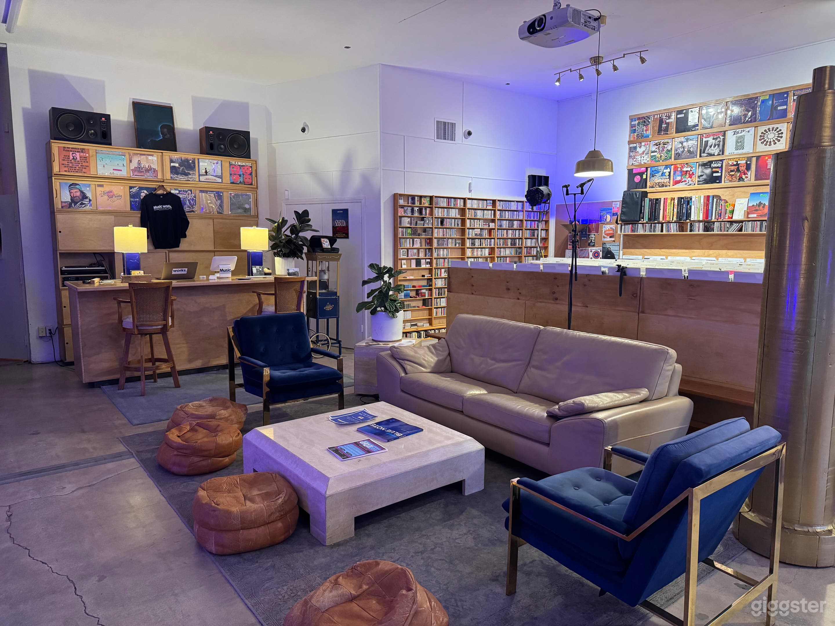 Beautiful event space, record store, natural light Photo 4