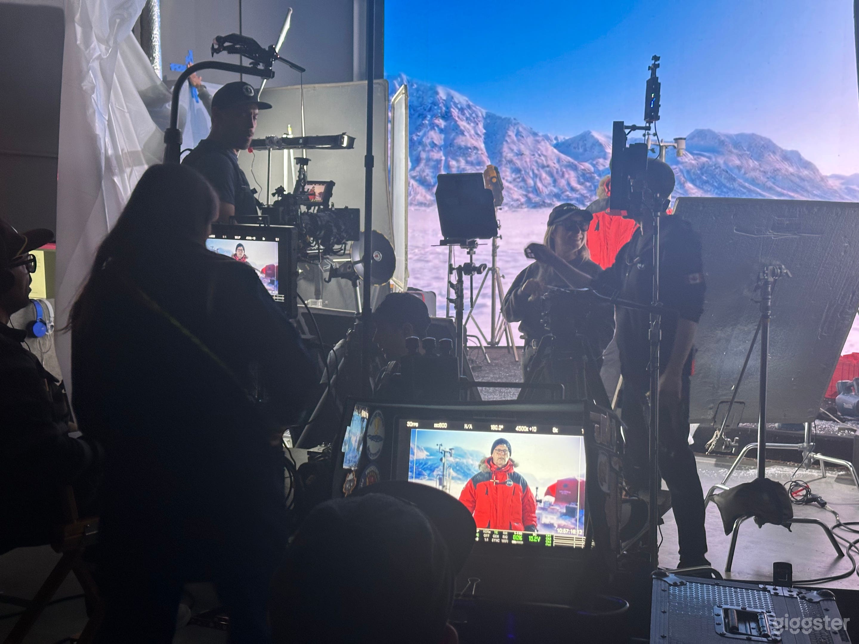 Pared LED y pantalla verde y estudio de eventos Upperland + iluminación técnica Foto 4