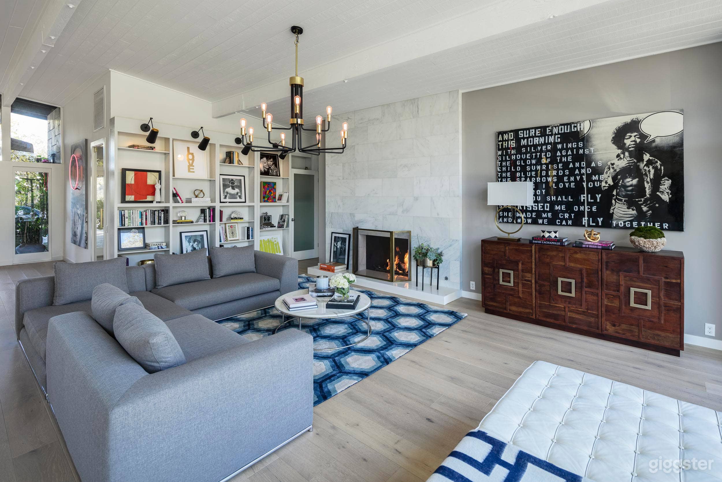 Open floor plan with lots of light.