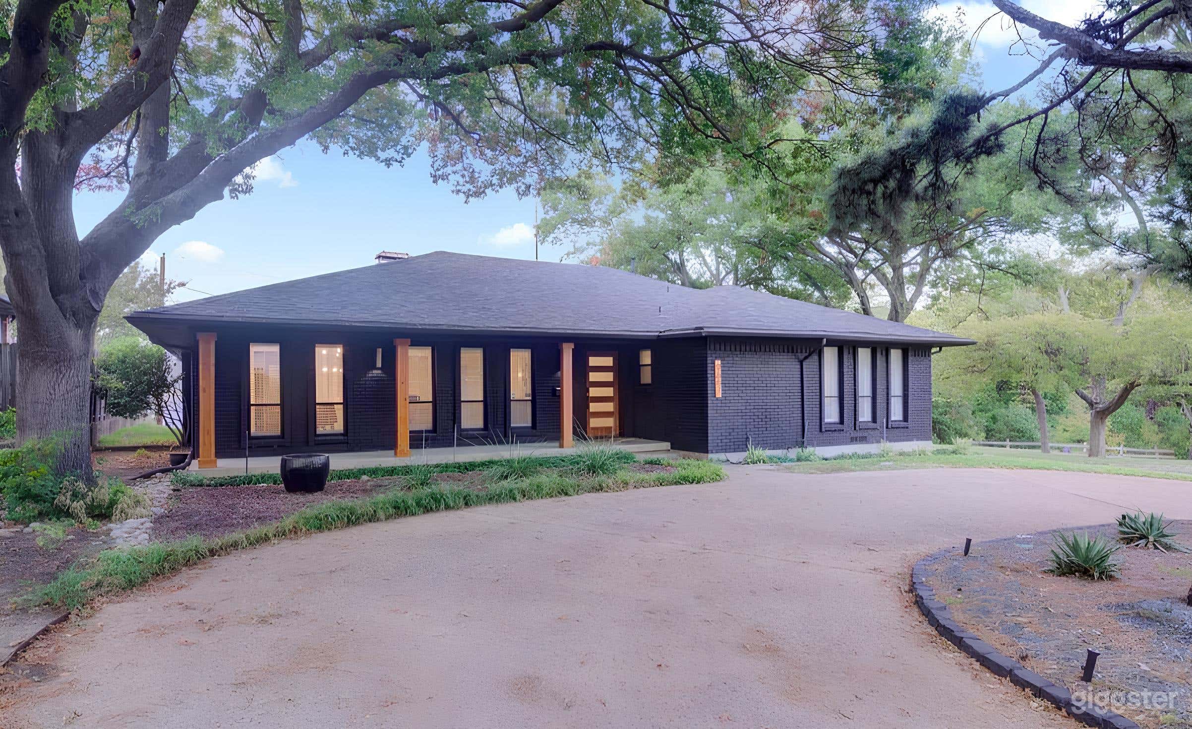 Treed Lot &amp; Pool | 4BR Dallas Family Retreat Photo 1