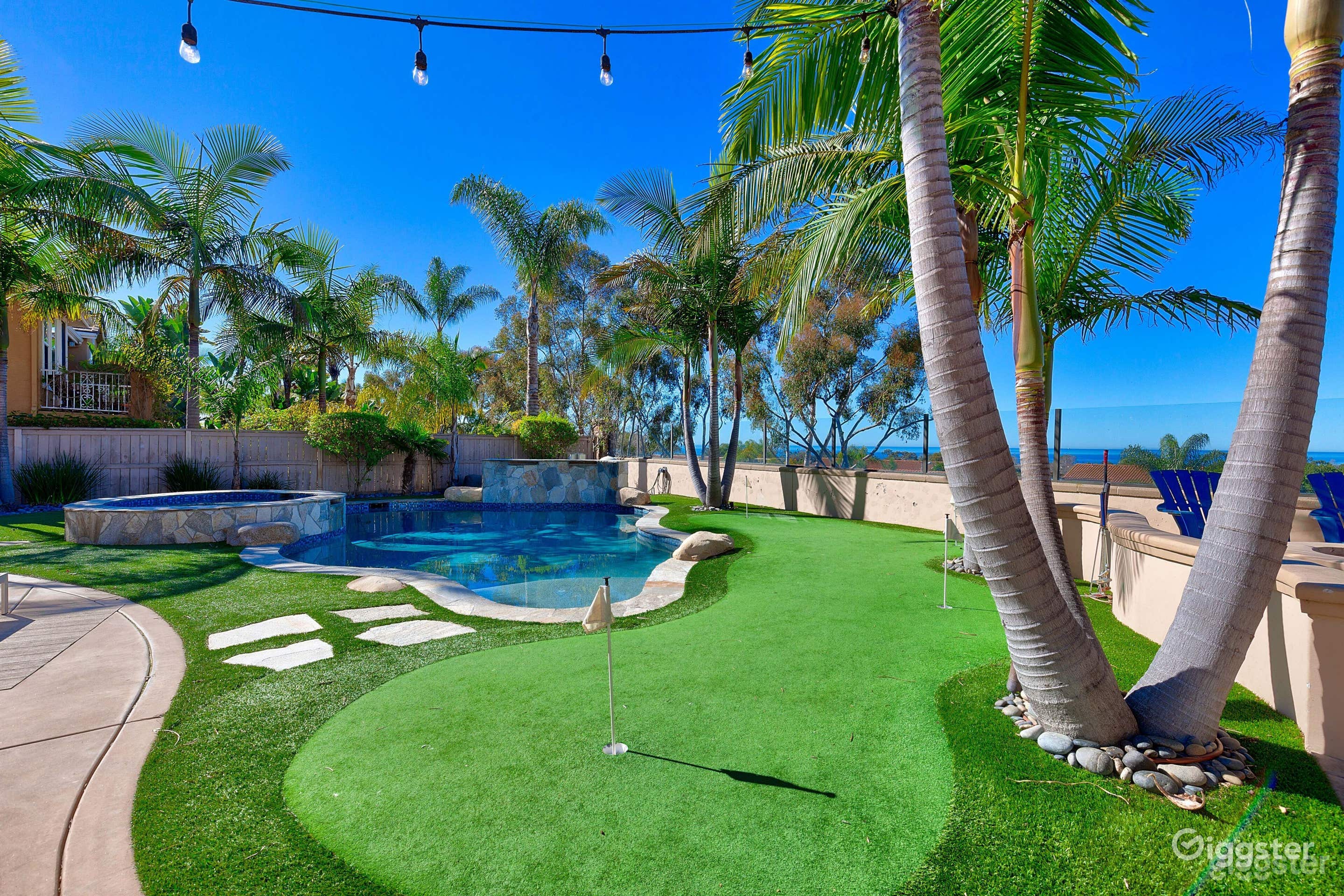 Light and Bright Outdoor Pool in Carlsbad Photo 2
