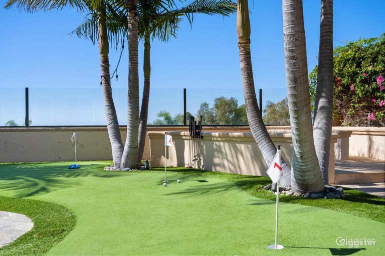  Light and Bright Outdoor Pool in Carlsbad 