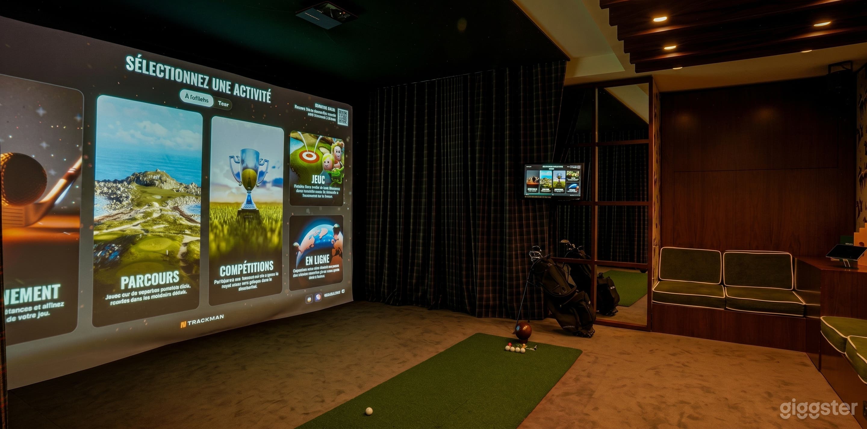 Photo de Salle de Golf Indoor Privée Élégante 1