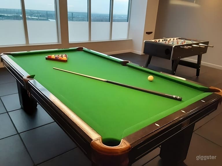  Beautiful Modern Event Space - & filming location 