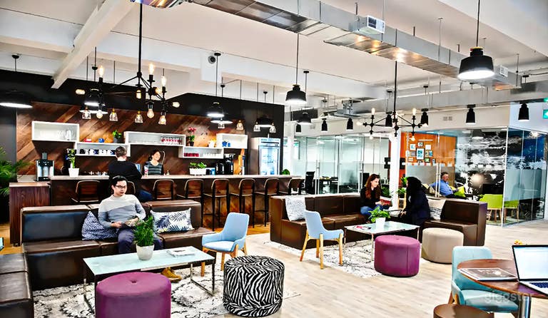  Modern 24/7 Coworking Lounge & Reception Area with Amenities 