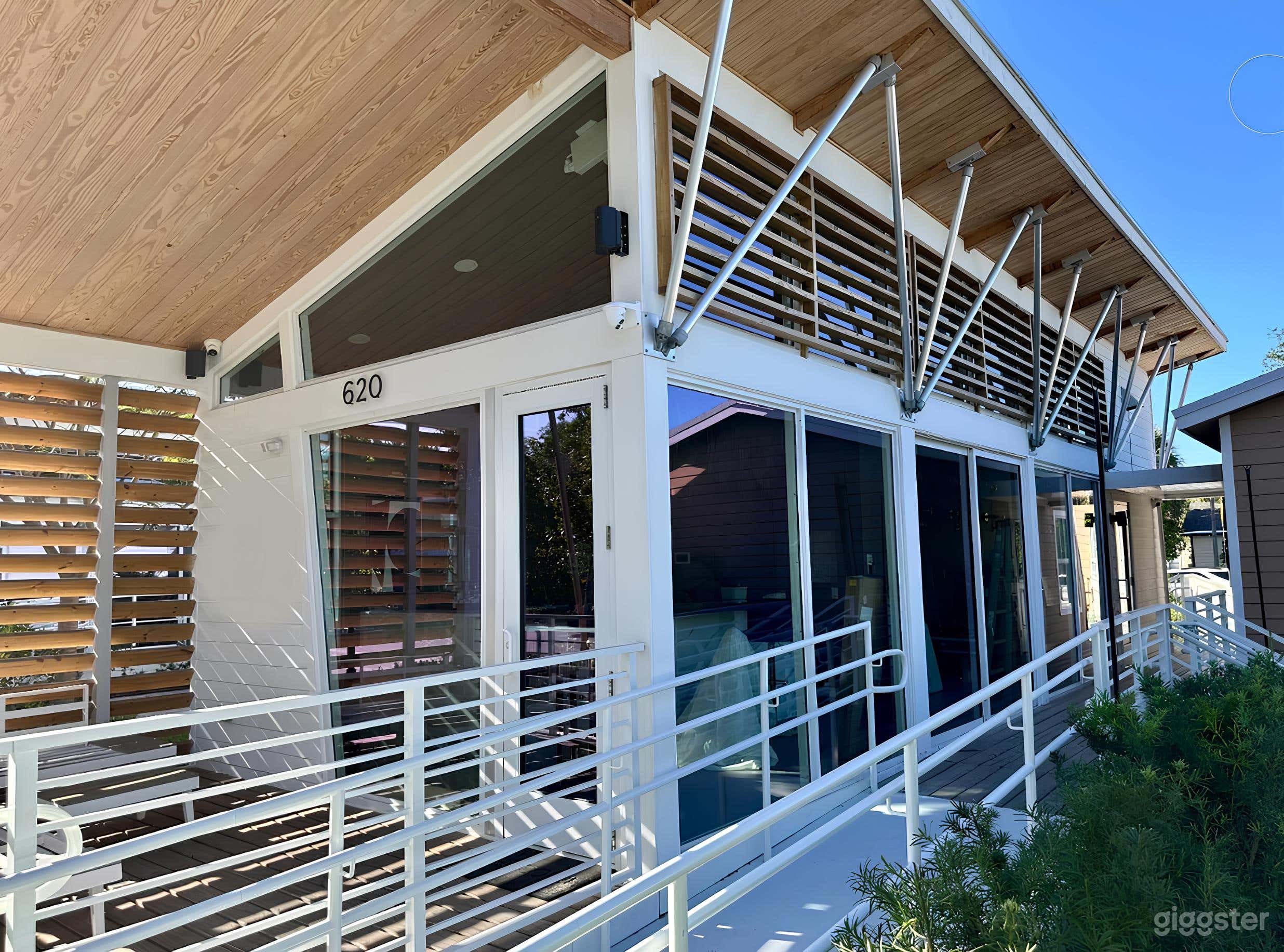 Full Buyout: Downtown Wine bar with Outdoor garden Photo 1