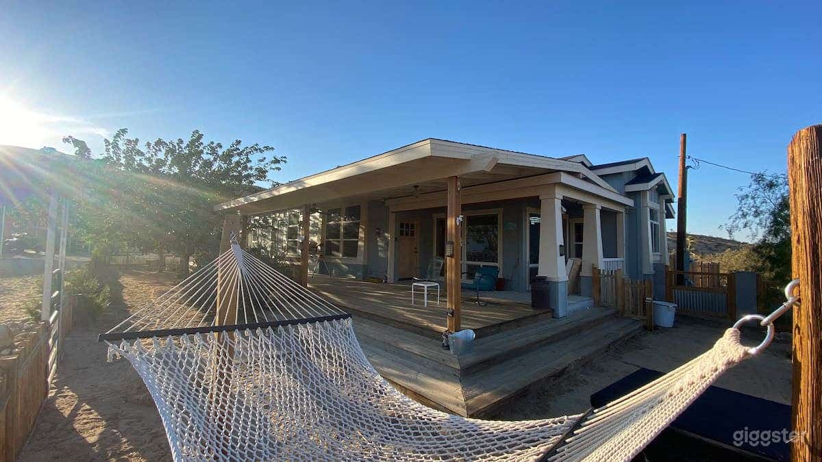 Decorated Ranch House w/best view in Yuca Valley Photo 3