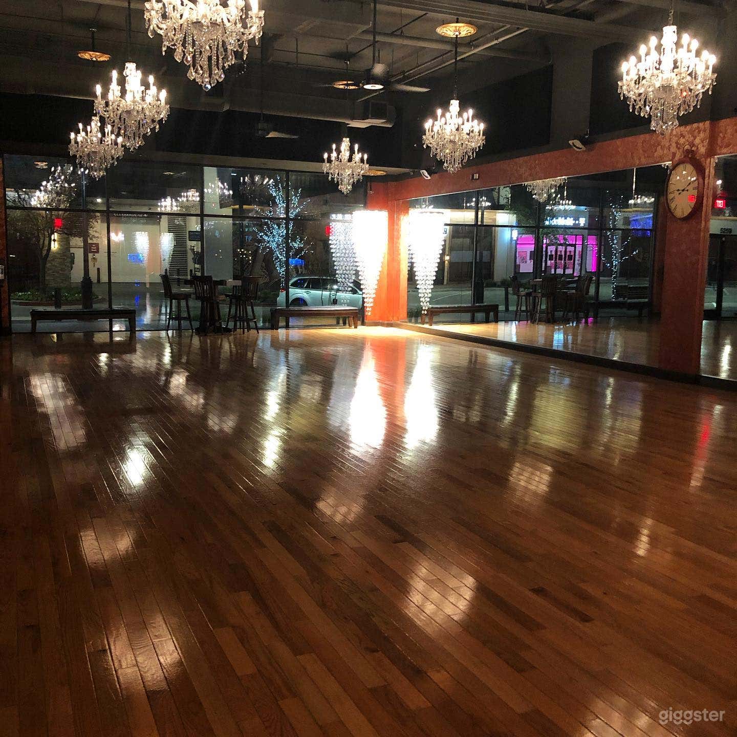 Beautiful and Classy Dance Studio in Fort Worth Photo 2