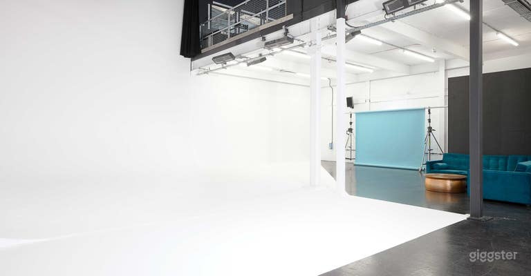  Modern Studio 6 