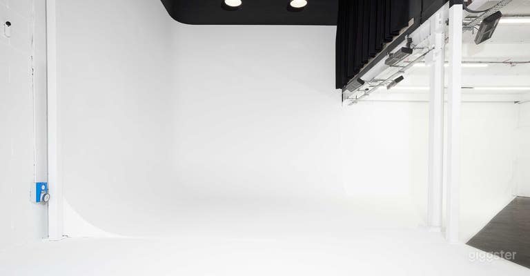  Modern Studio 6 