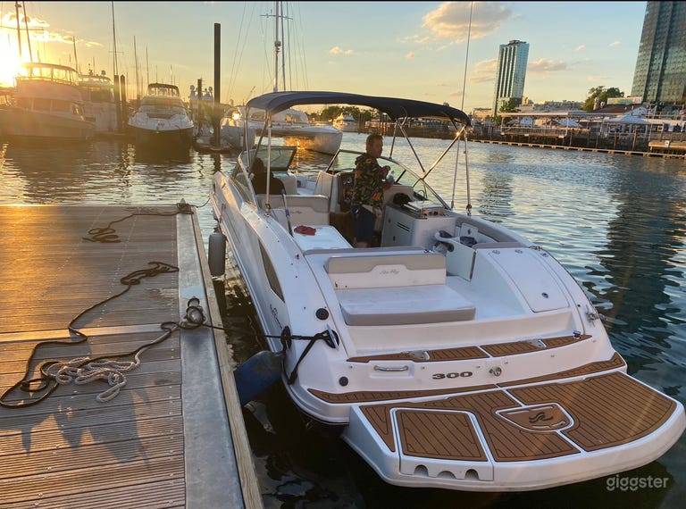  Cruise the City or Long Island Sound 