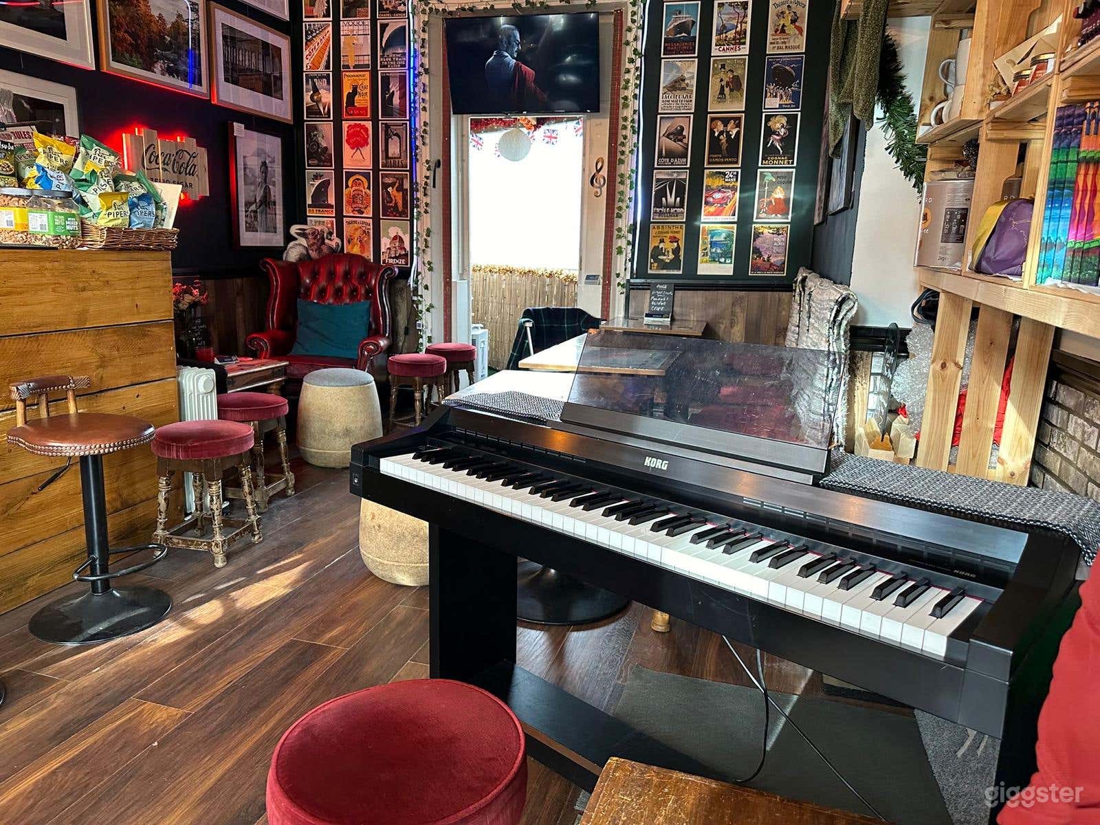 Boutique Lounge, Chillout Bar and Meetup Photo 3