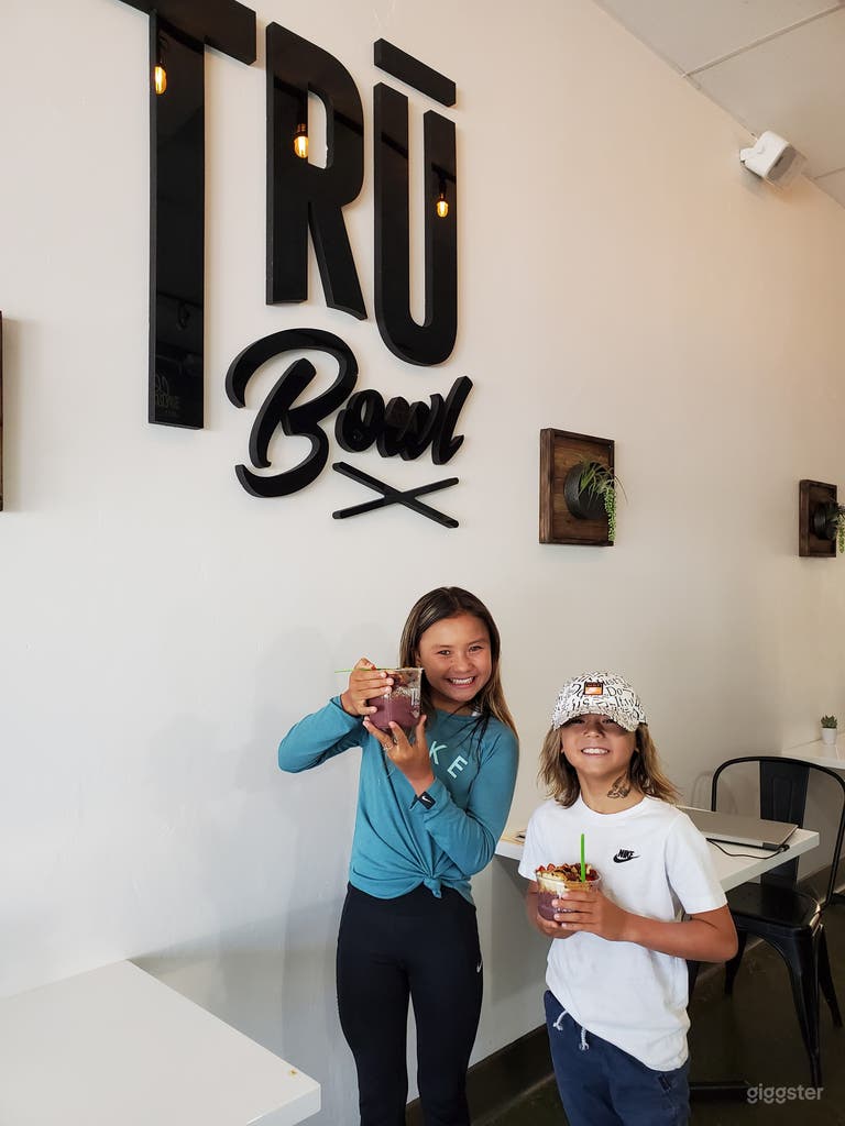  Olympic skateboarder Sky Brown and brother Ocean, love our bowls! 