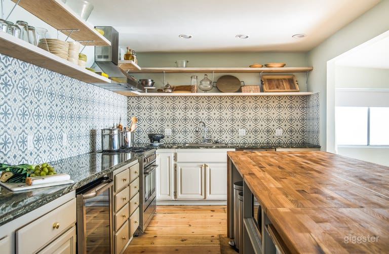  Malibu Beach House No.106 