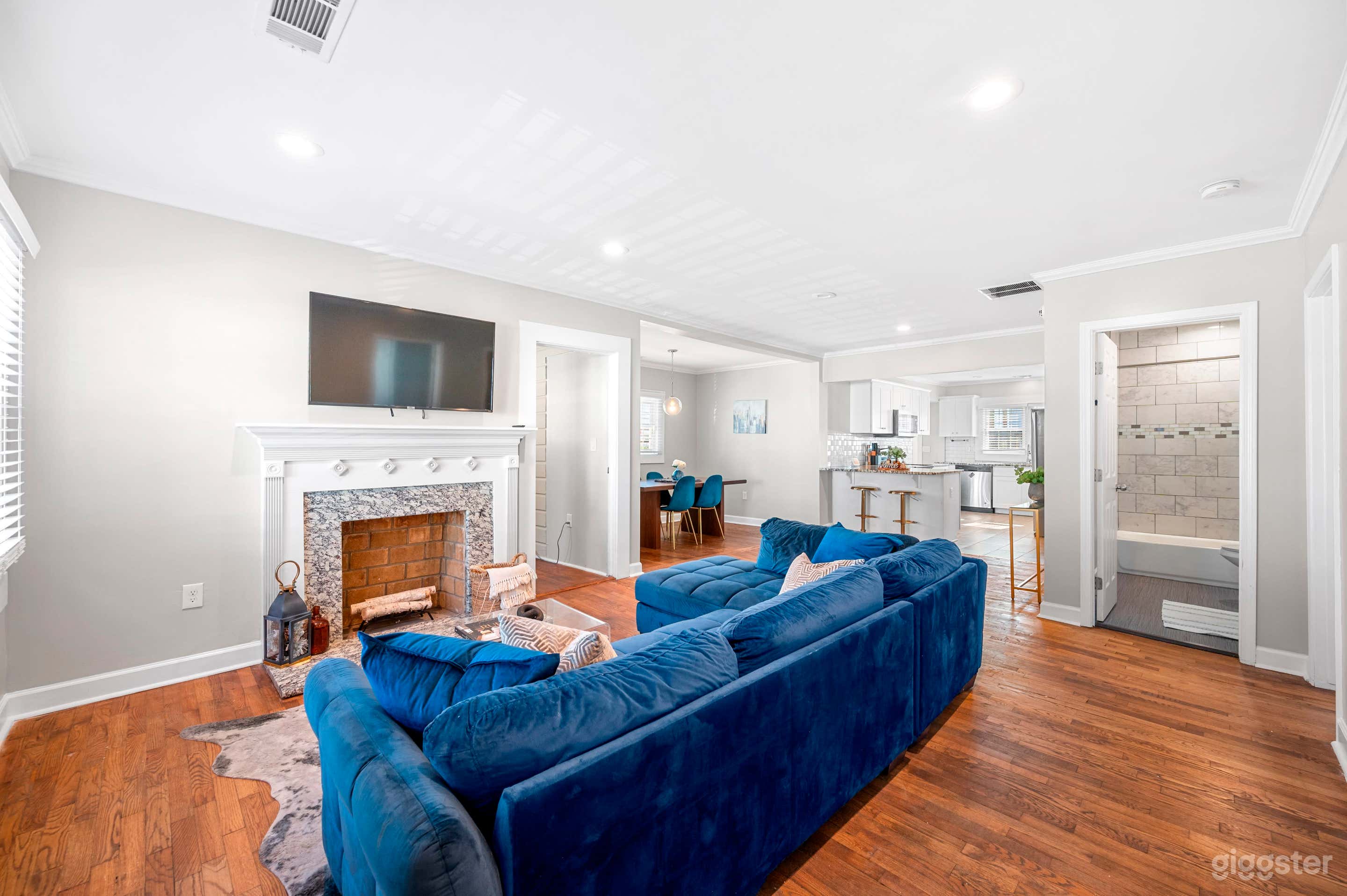 Modern 1940s Bungalow Home in East Point Photo 1