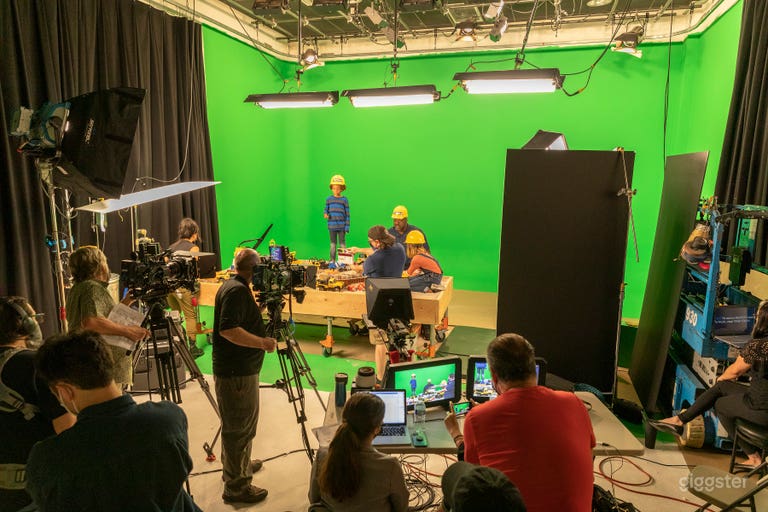  Commercial shoot in studio featuring Shaq 