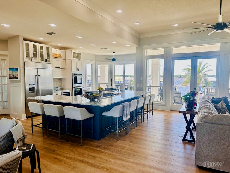  Southern Coastal Island Home 