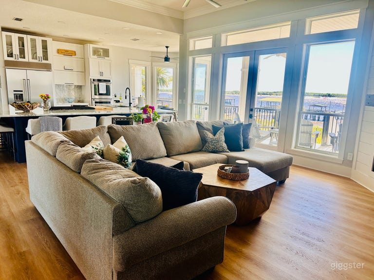  Southern Coastal Island Home 