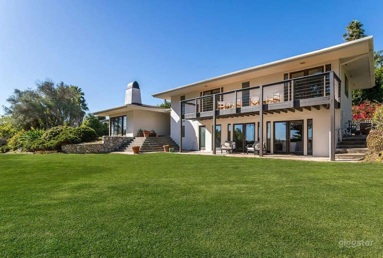  OCEANVIEW RANCH WITH PASTURE LIGHT, COASTAL QUIET 