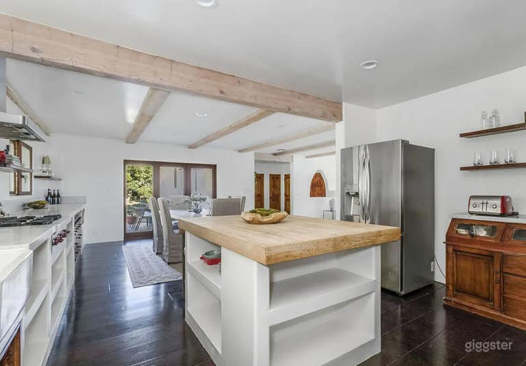  OCEANVIEW RANCH WITH PASTURE LIGHT, COASTAL QUIET 