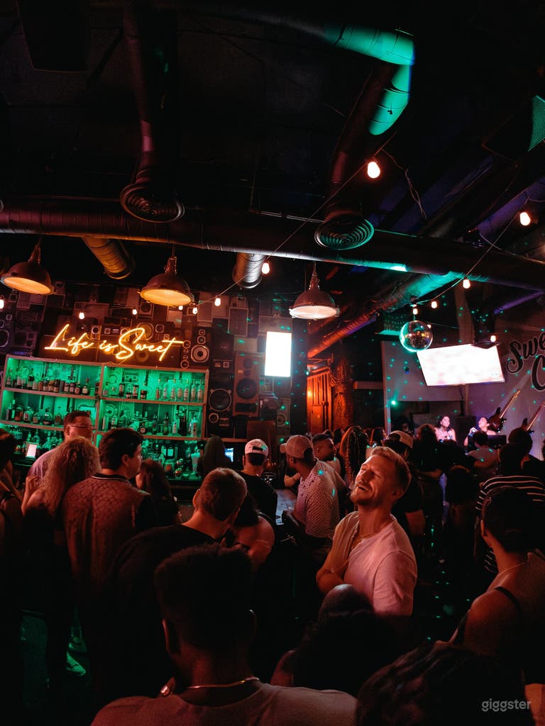  5-Star Karaoke Bar & Event Venue in Brickell, Miami 