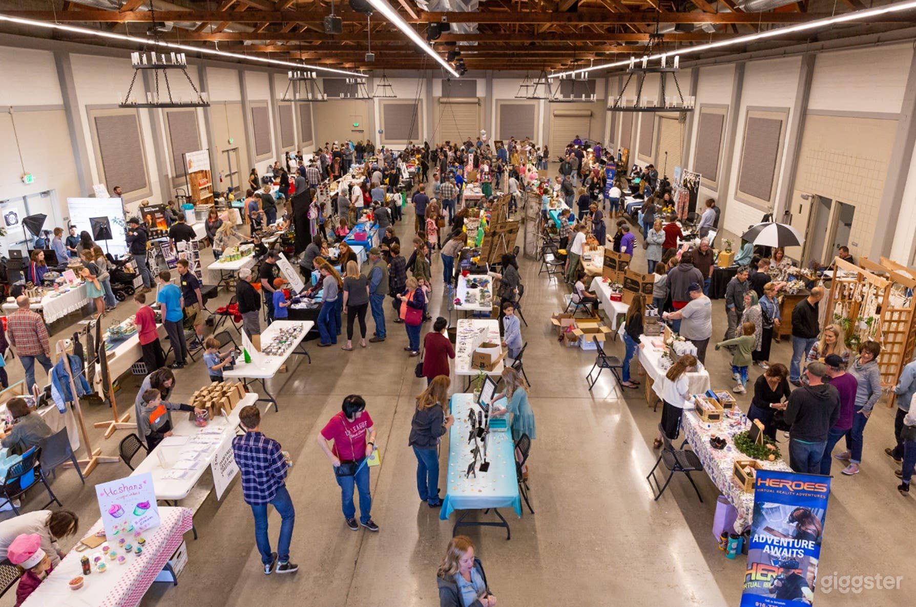 Beautiful Space for Personal and Professional Events Photo 4