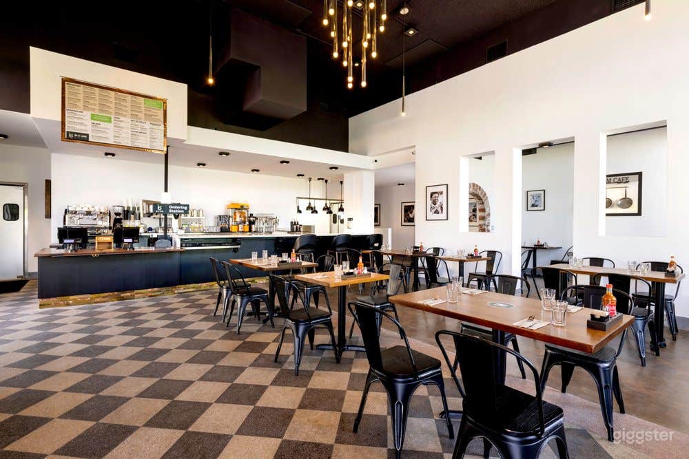 Contemporary Modern Dining Room in Atwater Village Photo 2