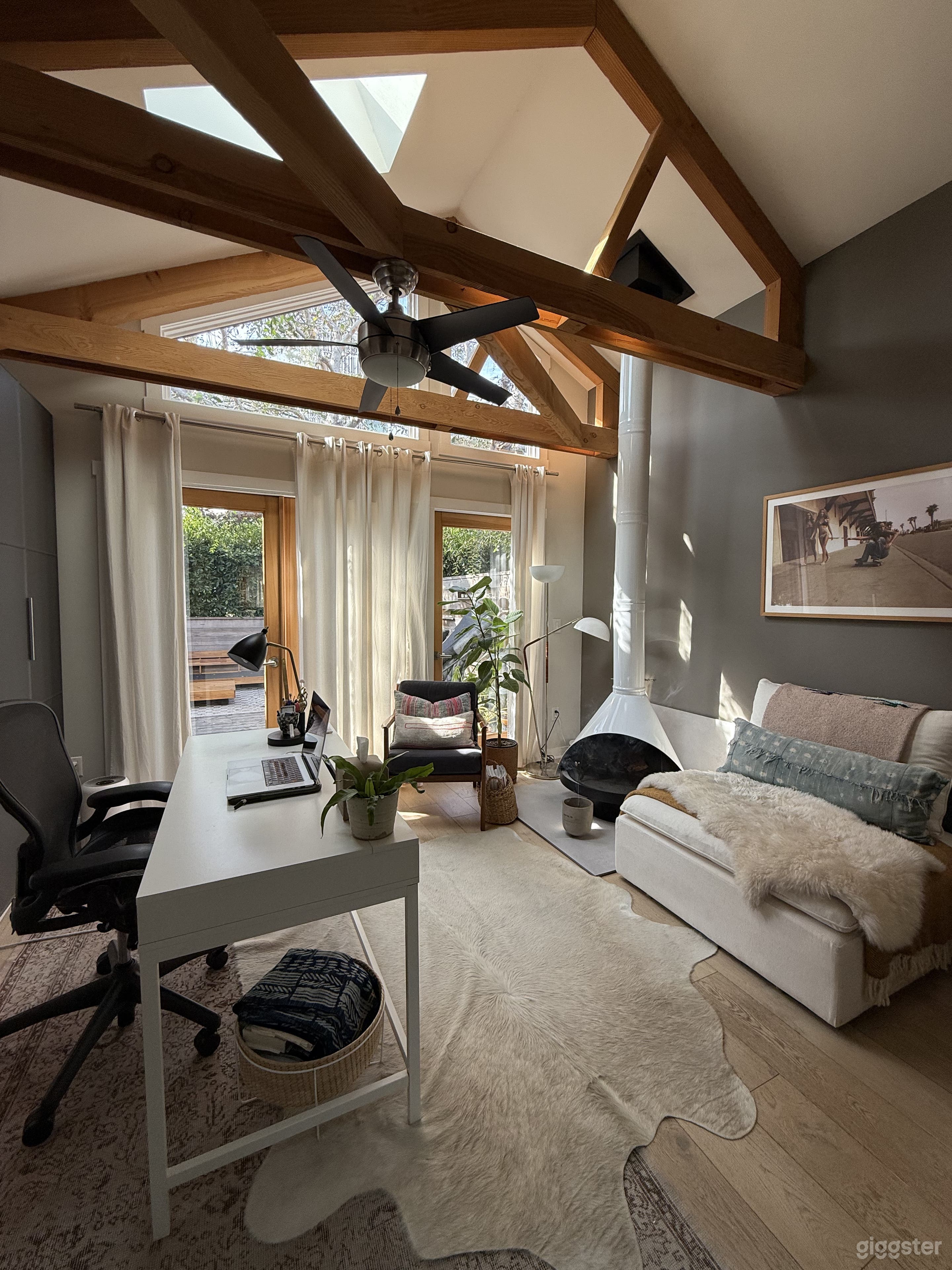 Scandinavian Soul, California Sun – Modern Designe Photo 3