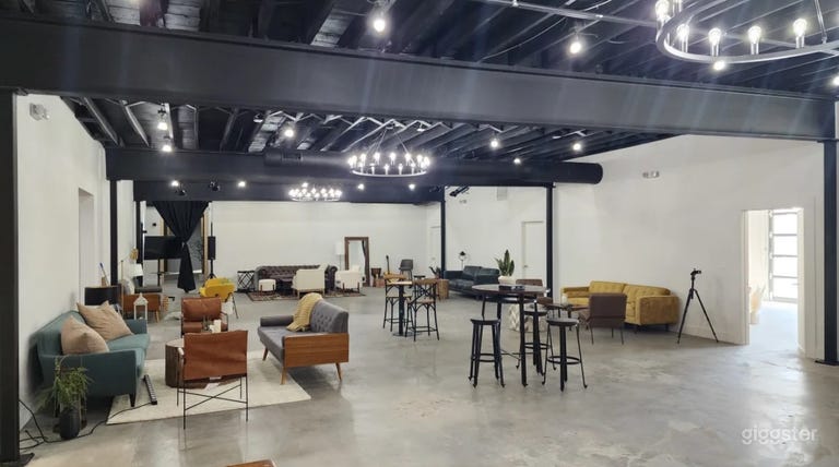  2500SQFT Open Industrial Event Space 