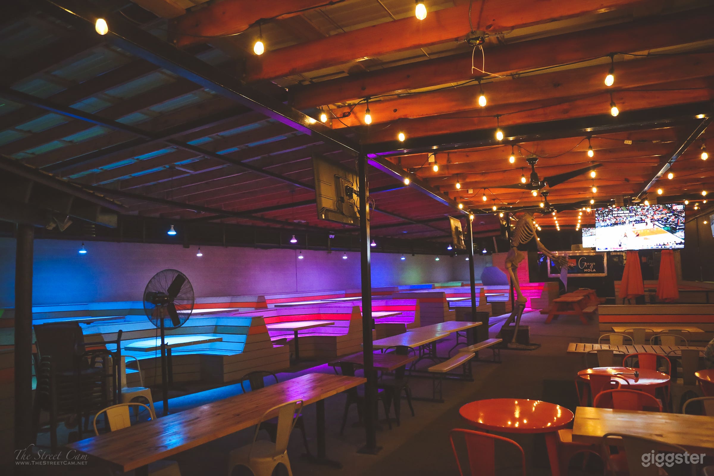 Lively New Orleans Venue | Southern Charm Meets Bold Brunch &amp; Events Photo 1