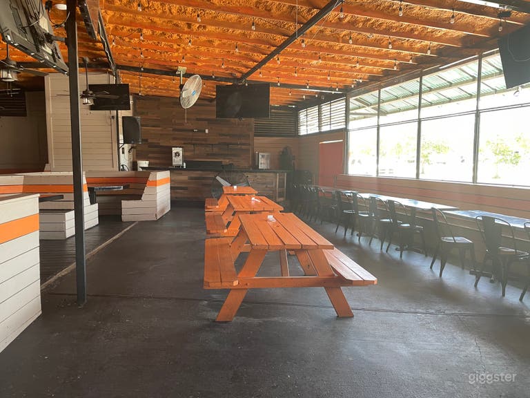  Lively New Orleans Venue | Southern Charm Meets Bold Brunch & Events 