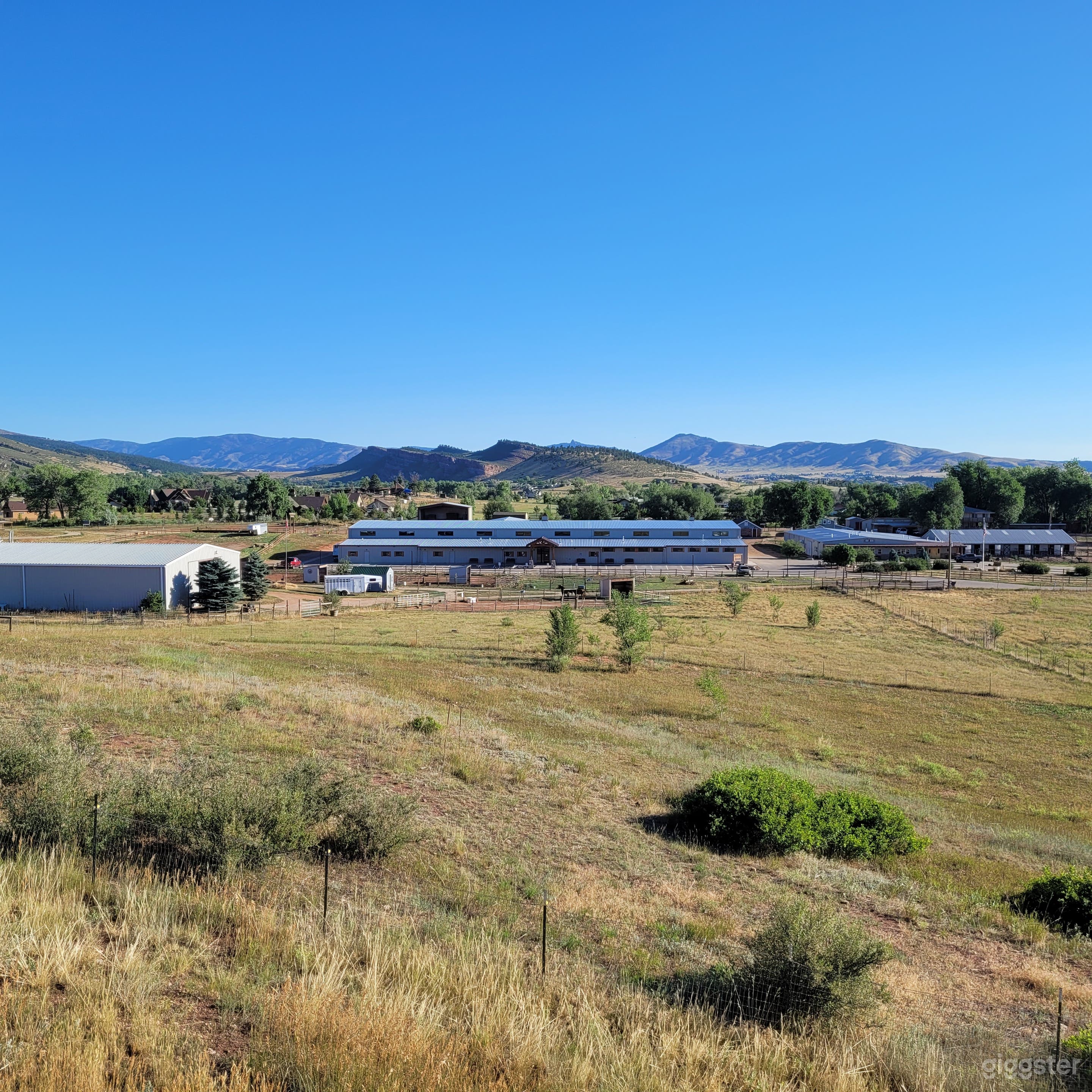 Mountainous Horse Property for Film &amp; Photoshoots Photo 1