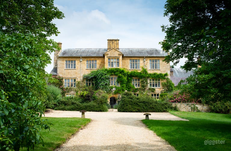  Traditional Historic Manor House 