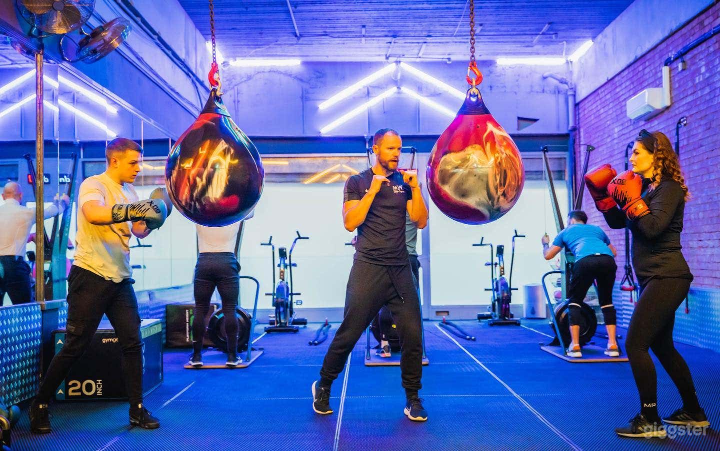 State-of-the-art training studio  Photo 2