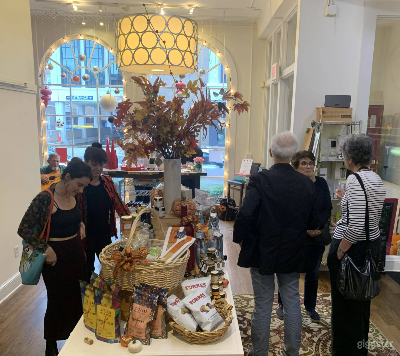 Boutique wine shop in Alexandria Photo 1