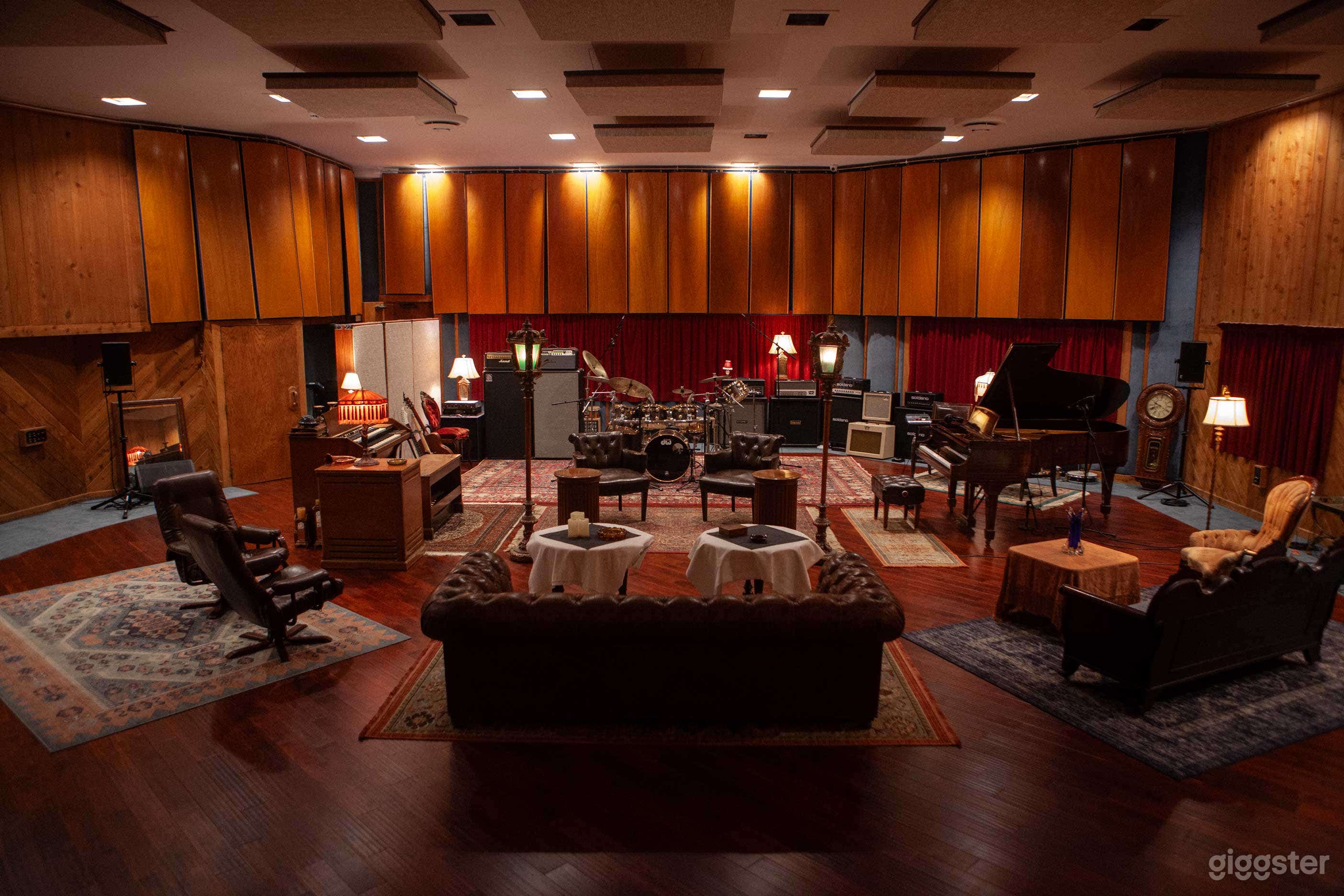 Iconic North Hollywood Recording Studios - BUYOUT Photo 1