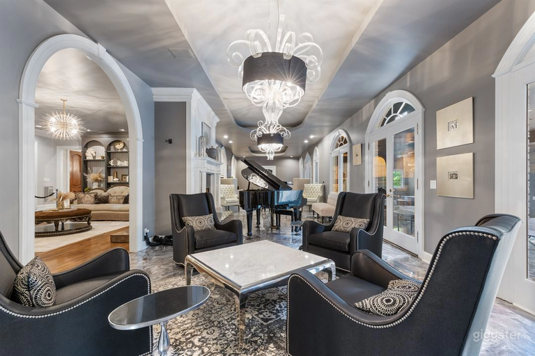  The Grand Living Room 