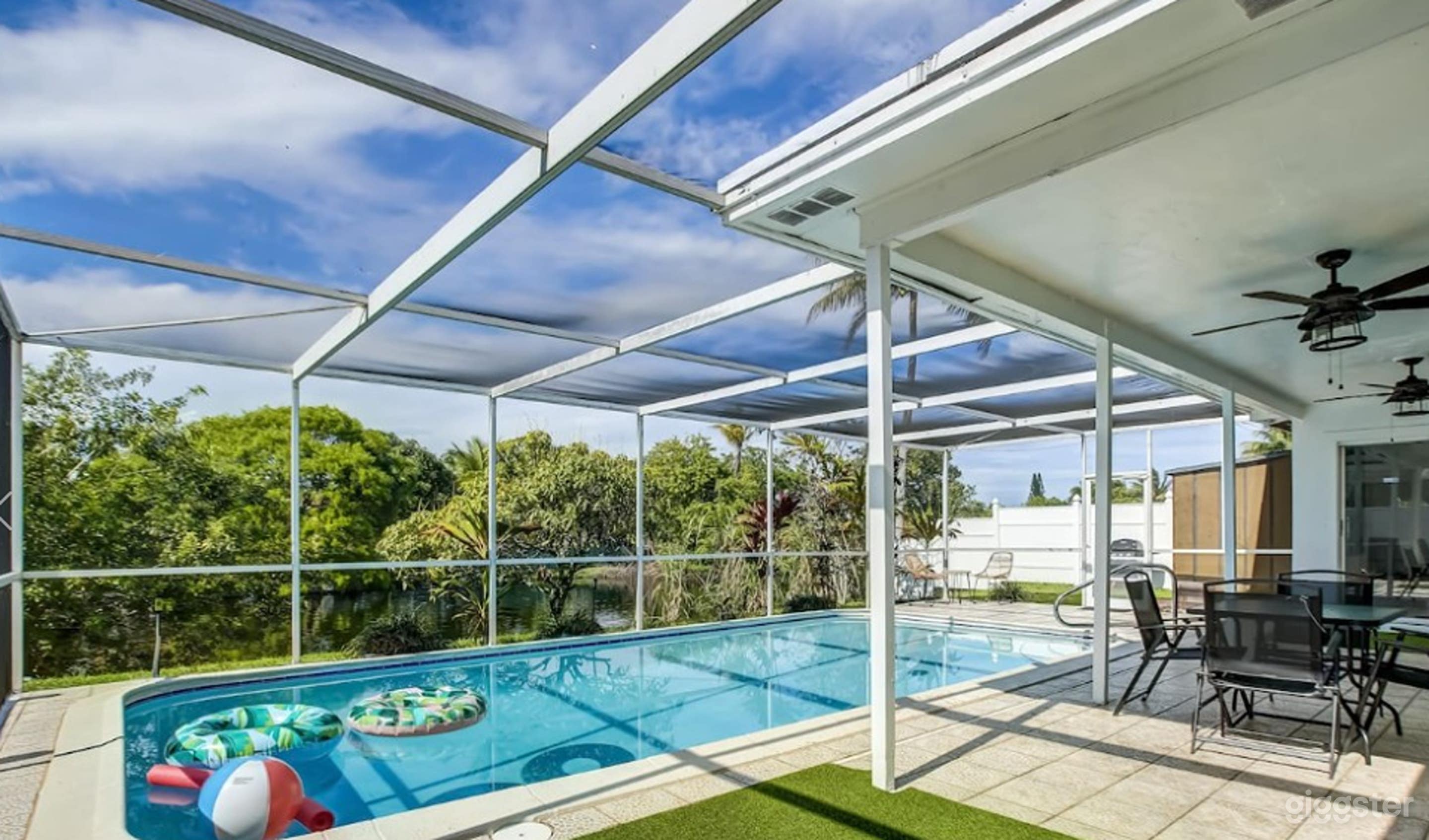 Family-Friendly Pool with Canal Views & BBQ Photo 3