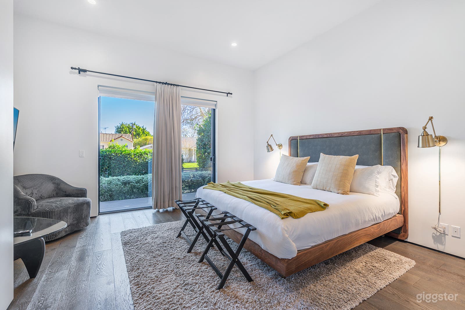 Melrose Estate w/ Hollywood Hills Views Photo 4