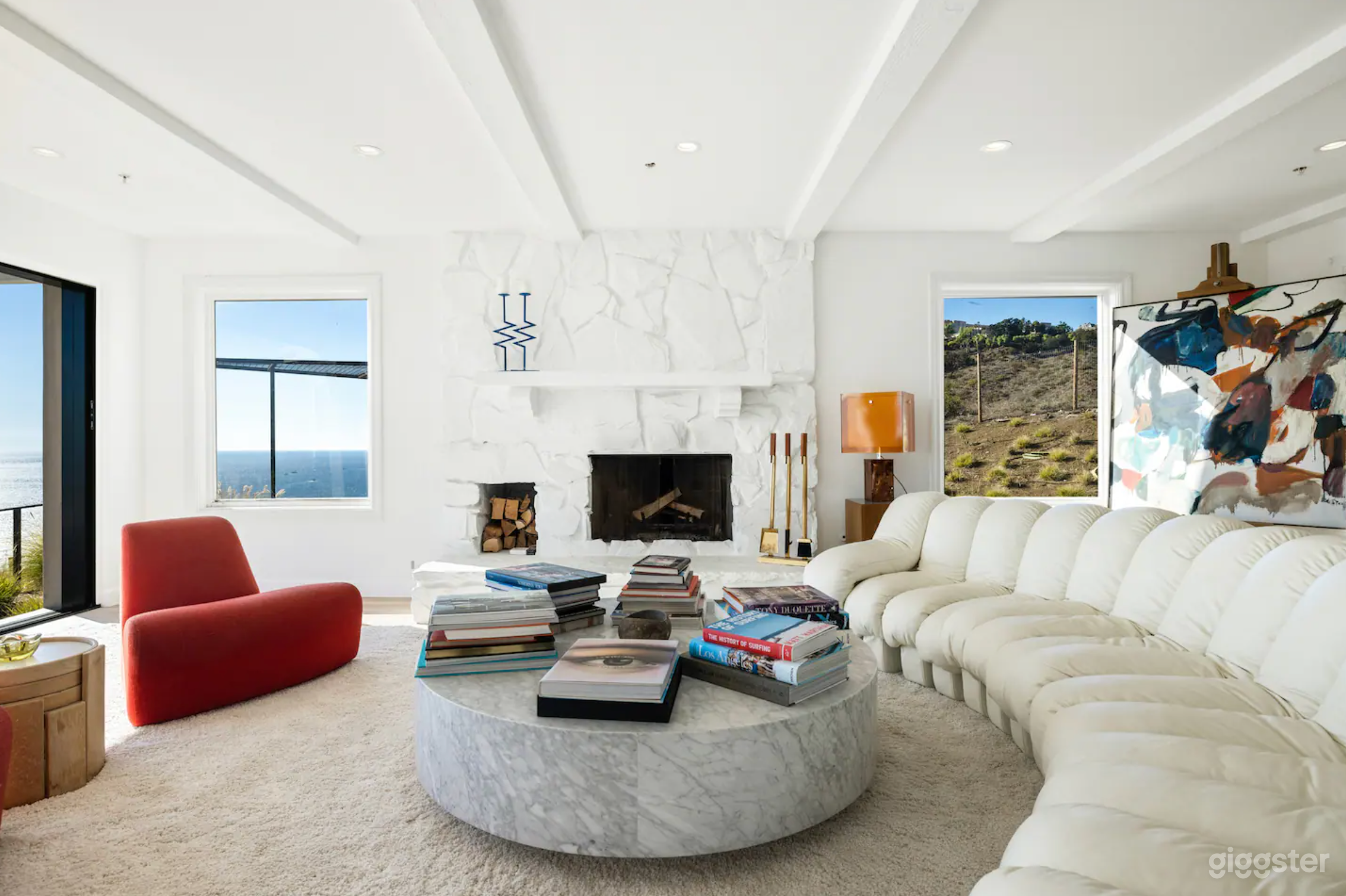 Fletcher's Beachfront Bliss: A Designer Oasis Photo 2