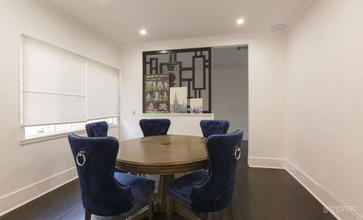 Beautiful Office with Patio Photo 3