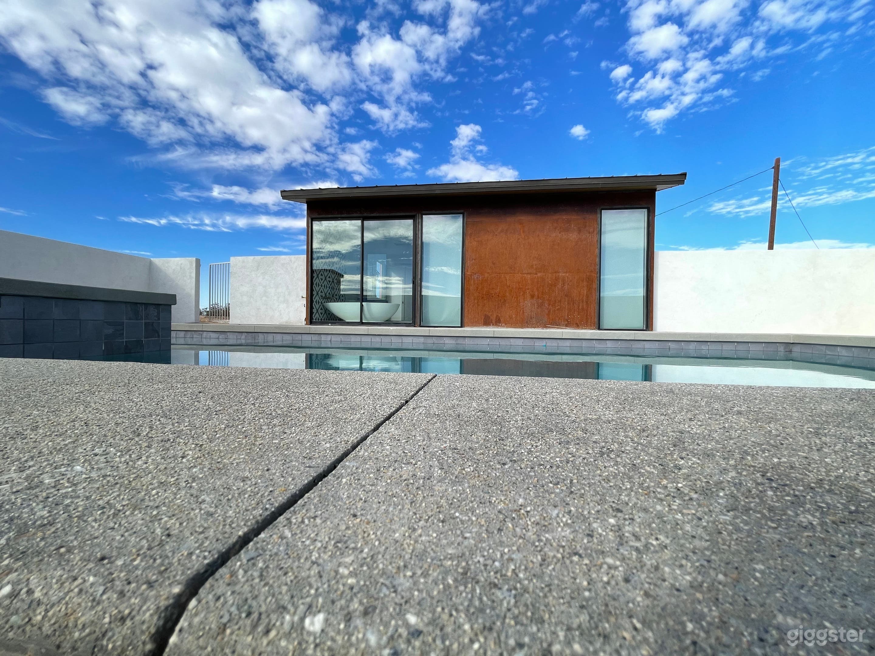 Refreshing Pool with Spa Photo 2