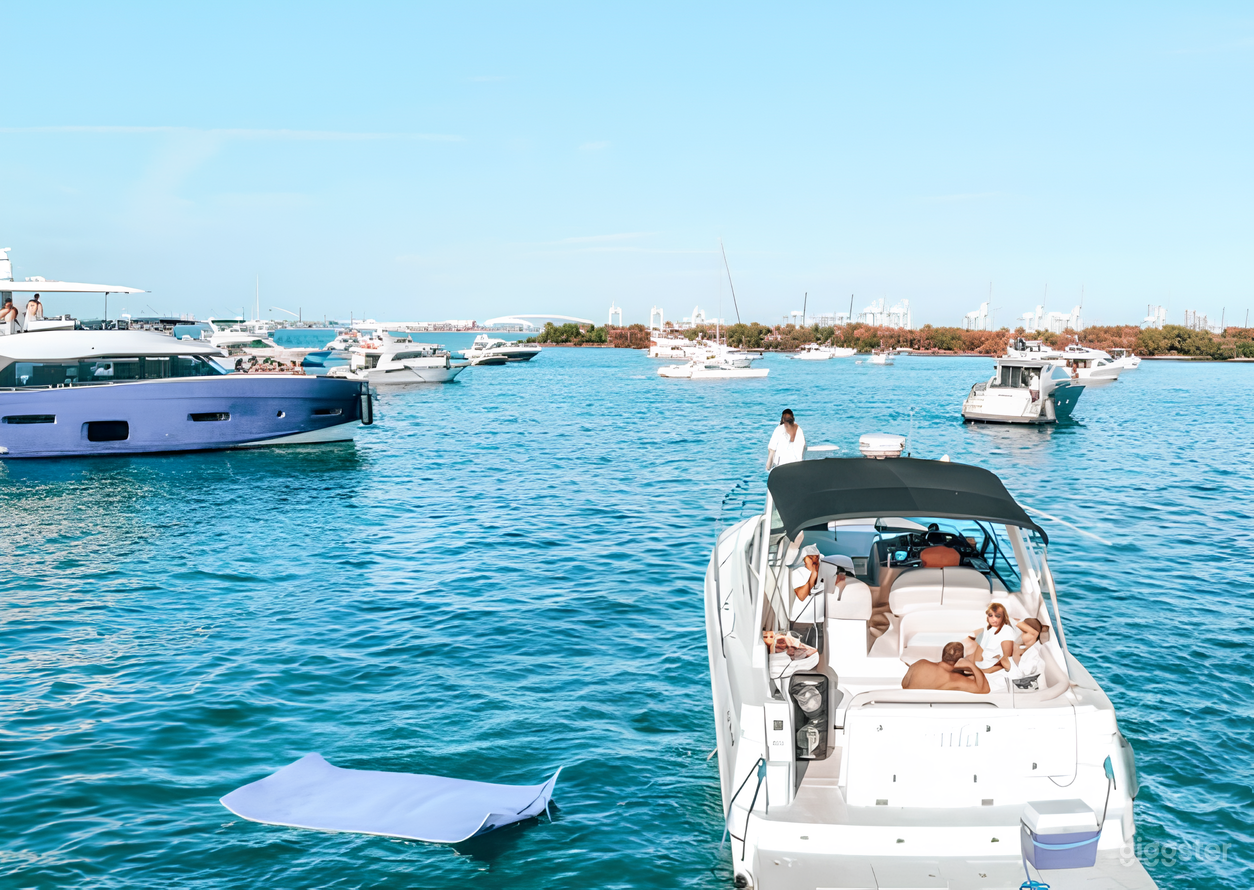 Four Wings 42” Yacht Photo 4