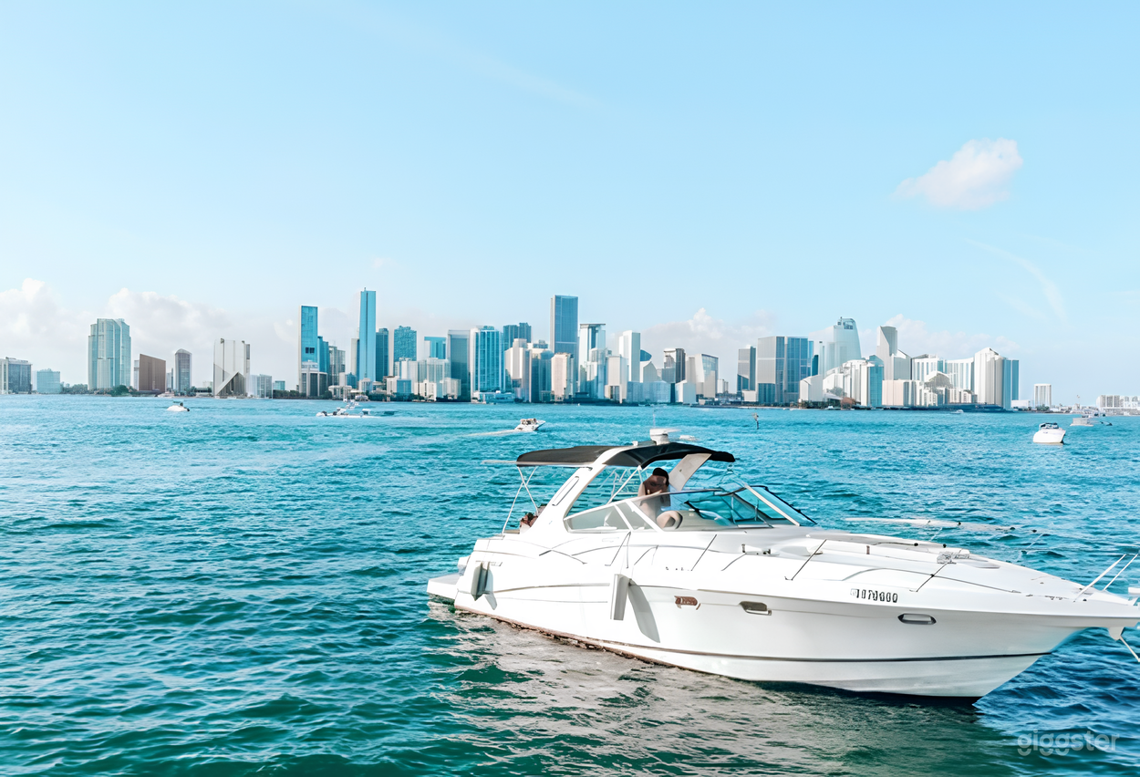 Four Wings 42” Yacht Photo 2